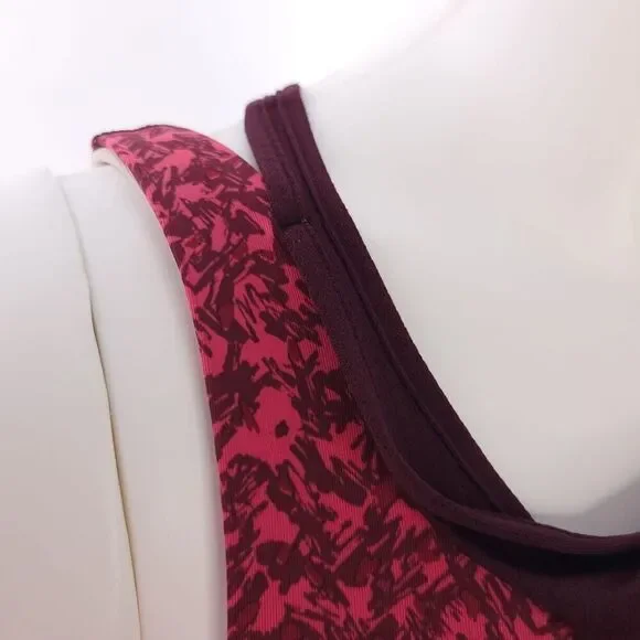 Lululemon Burgundy Built In Bra Athletic Womens Size 6 Tank Top - Picture 8 of 11
